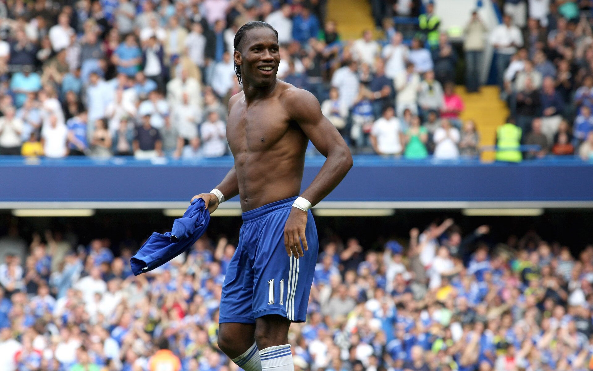 AYX体育-贝尔哈德·福特：全黑队全方位球员，攻防两端皆有建树，贝尔福特ufc